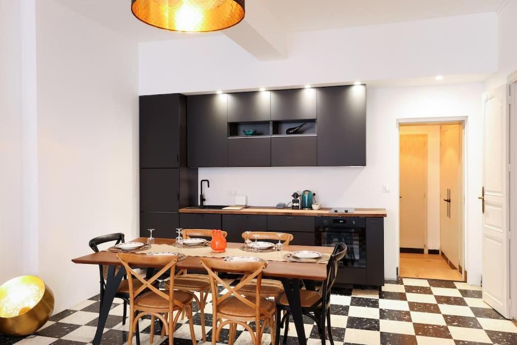 L'Hotel Particulier, 120M2, Hypercentre, Wifi / Conciergeriedamecarcas Каркасон Екстериор снимка